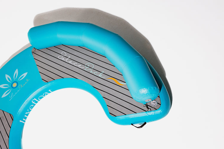Inflatable 270-degree dock for luxury boating and water lounging