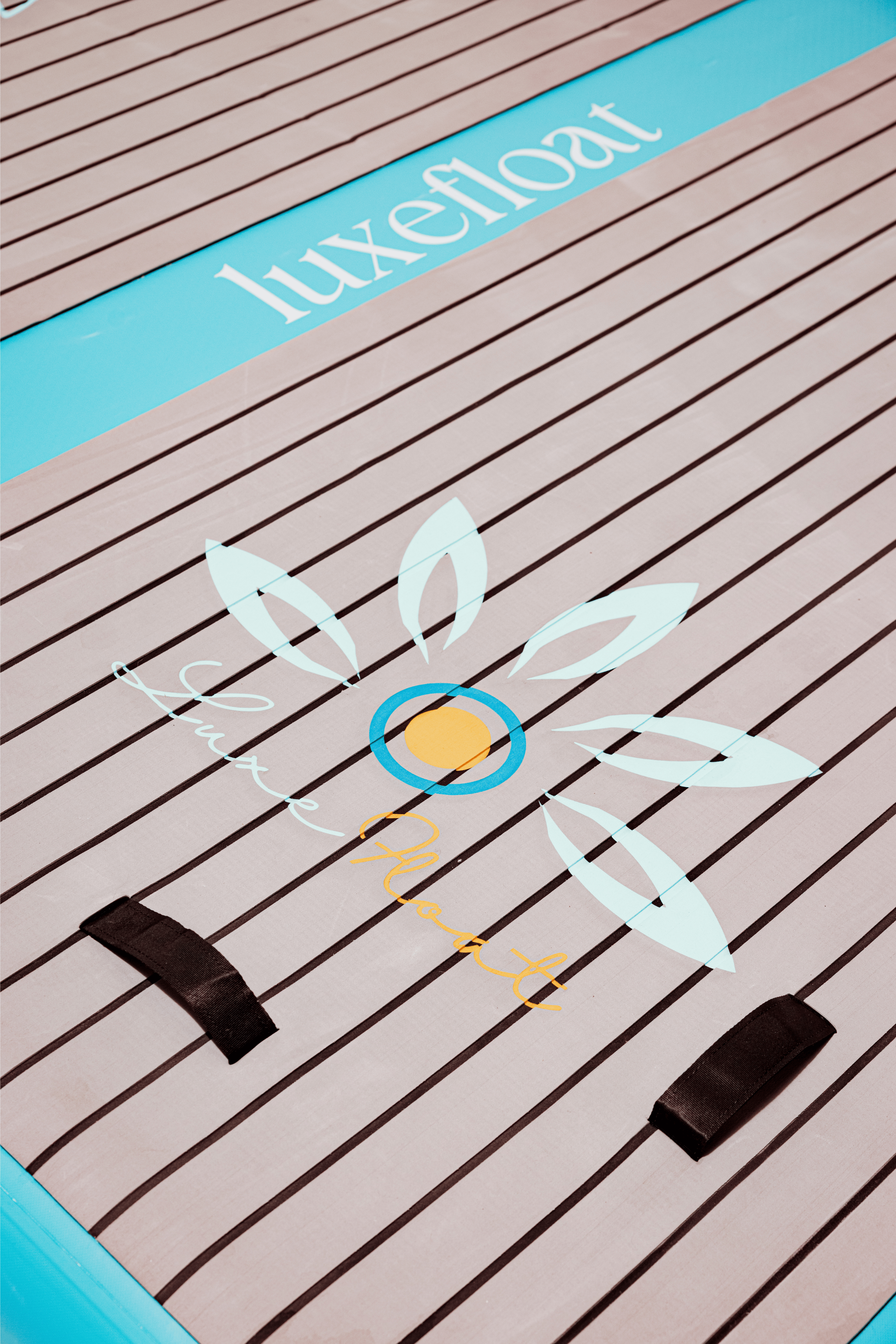 DriftDock inflatable pontoon with non-slip teak-look surface