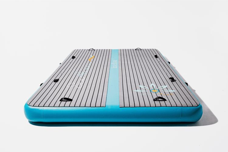 Spacious 3x2m inflatable pontoon for swimming, sunbathing, or boarding